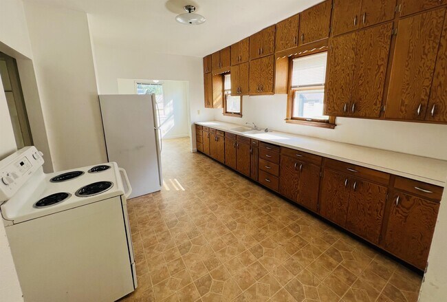 Building Photo - 601 12th Ave NE