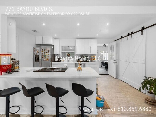Building Photo - 771 Bayou Blvd S