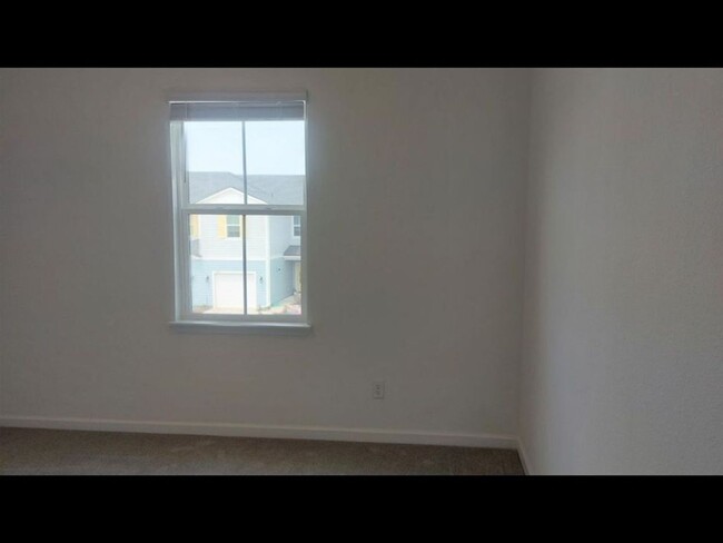 Building Photo - 3 Bedroom Townhome in Saint Augustine