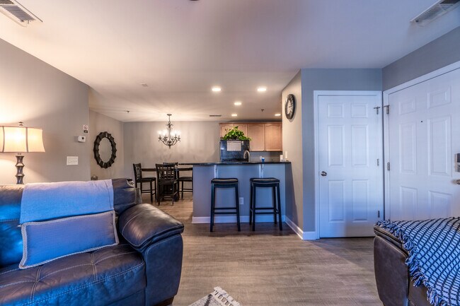 Building Photo - 4762 Tatton Park Cir