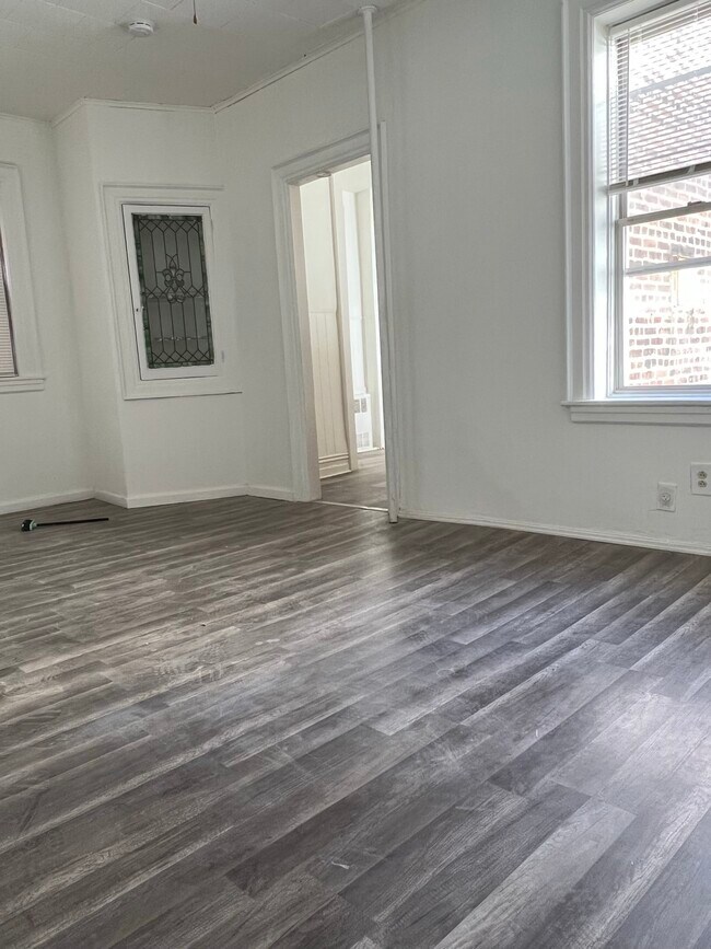 Foto del edificio - 2250 84th St