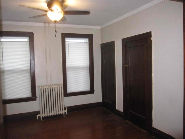 Foto del edificio - 1521 Grand Ave