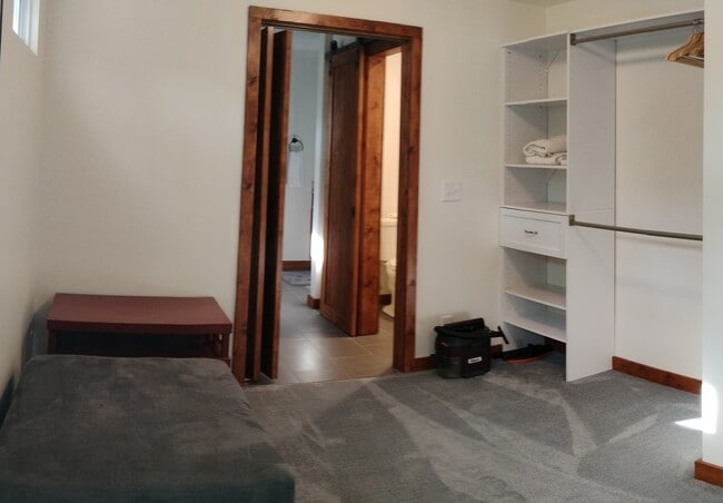 Foto del edificio - 2319 N 85th St