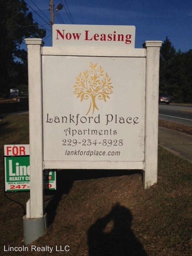 Primary Photo - 100 Lankford Cir