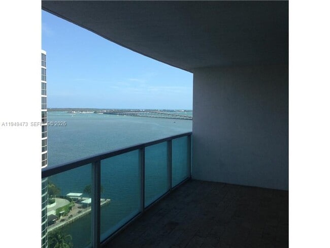Building Photo - 2101 Brickell Ave