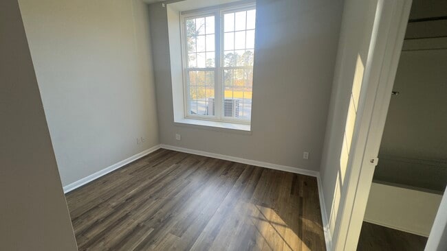 Building Photo - 27 Hege Drive