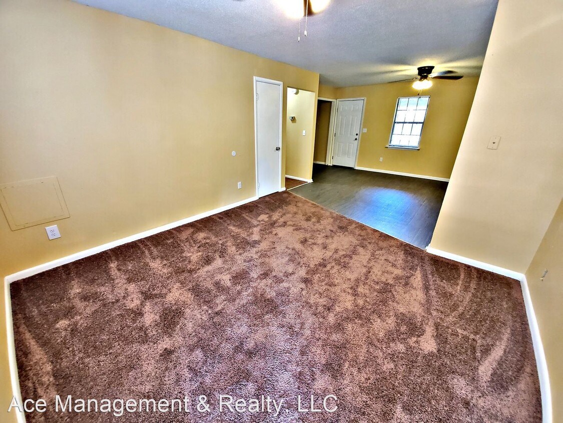 Foto principal - 1801 Tower St SE