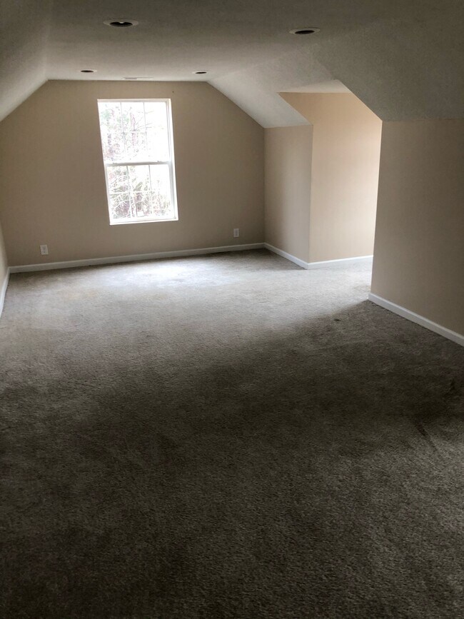 Building Photo - 308 Ferncliff Dr