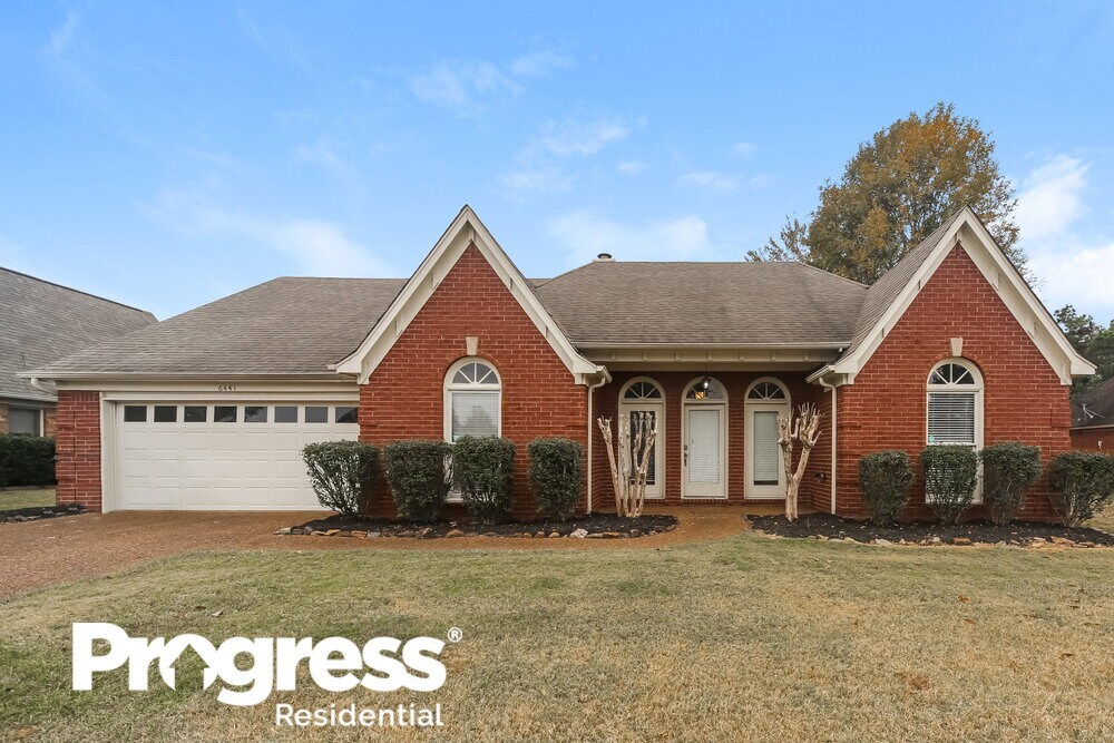 Foto principal - 6441 Daybreak Dr