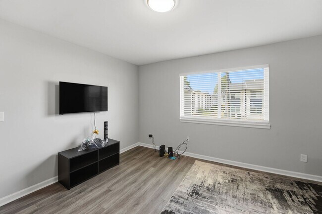 Foto del edificio - 4230 Garrett Rd