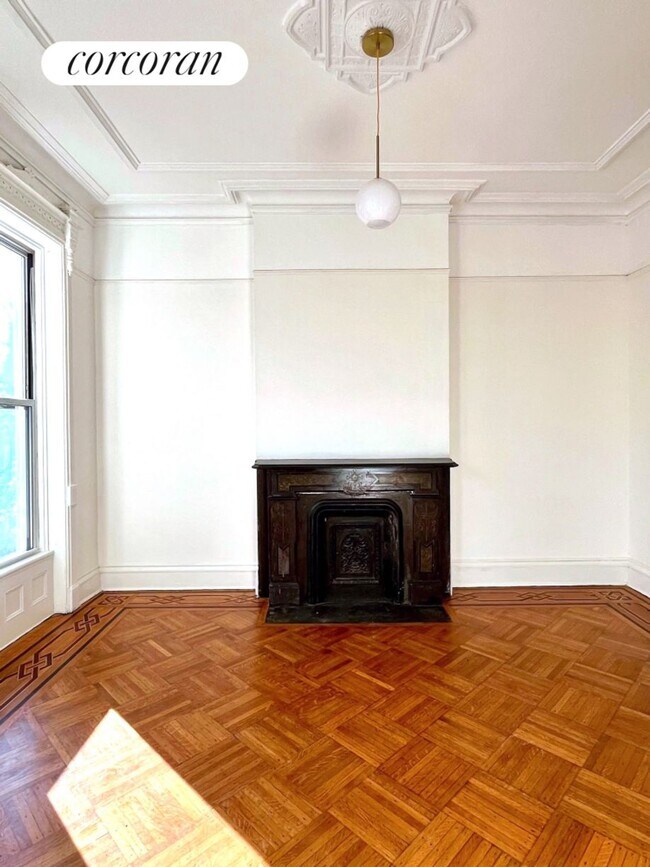 Foto del edificio - 502 Halsey St