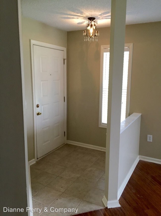Building Photo - 4150 Breezewood Dr