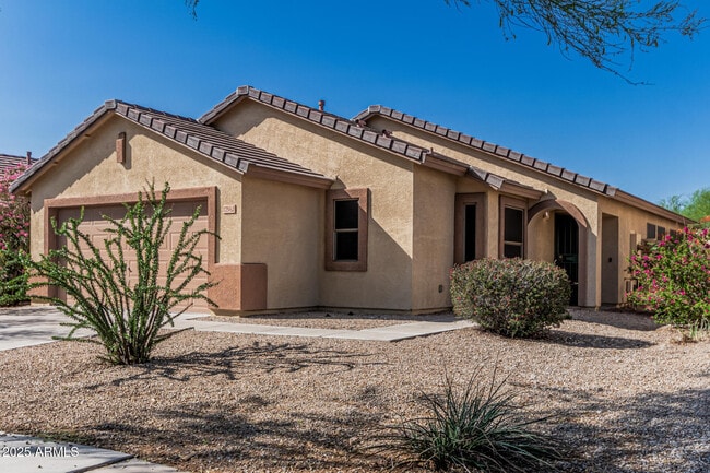 Building Photo - 17562 W Dalea Dr