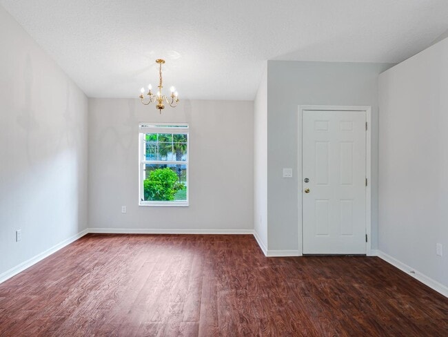 Building Photo - 91 Pebble Beach Dr