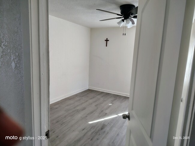 Foto del edificio - 304 E Freeman St