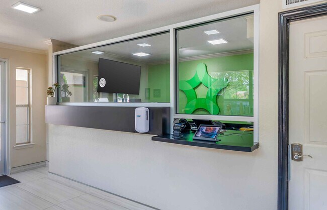 Foto del edificio - Furnished Studio-Arlington