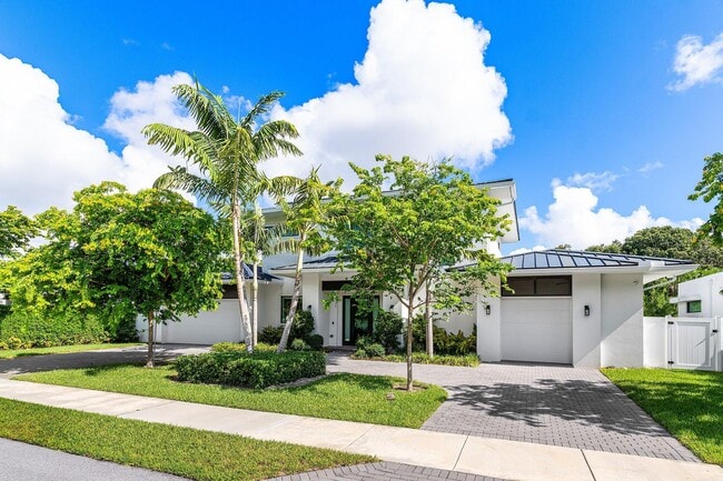 Foto del edificio - 130 Pineapple Rd