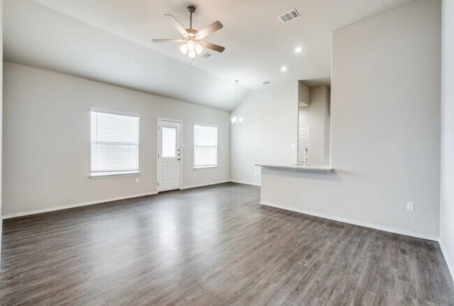 Foto del edificio - 624-626 Heather Way