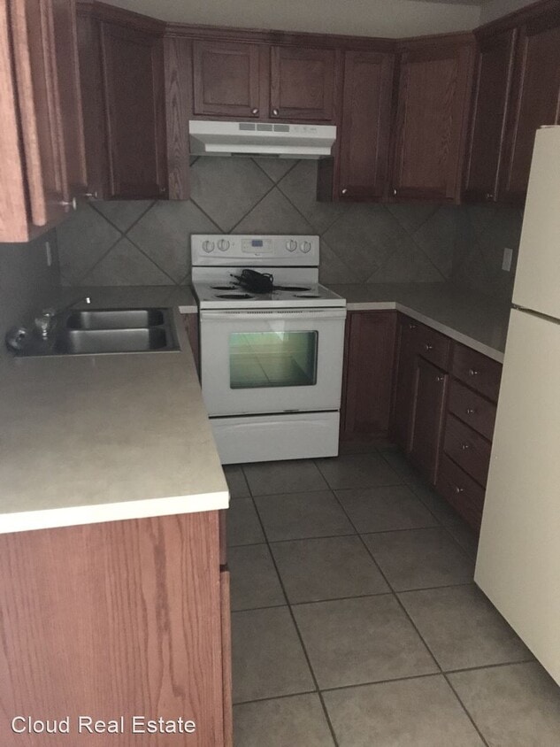 Foto del edificio - 2201 Cascade Dr