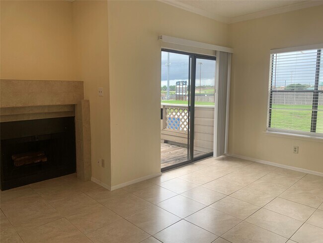 Foto del edificio - 2710 Grants Lake Blvd