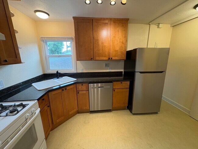 Foto del edificio - 4701 NE 55th Ave