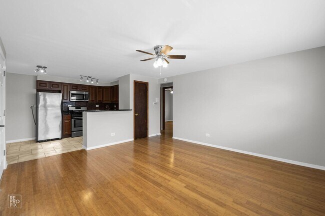 Foto del edificio - 8440 W 95th St