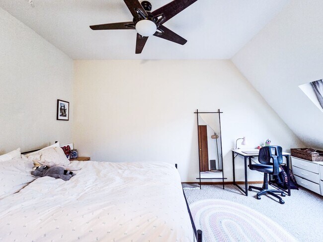 Foto del edificio - 438 W Wilson St