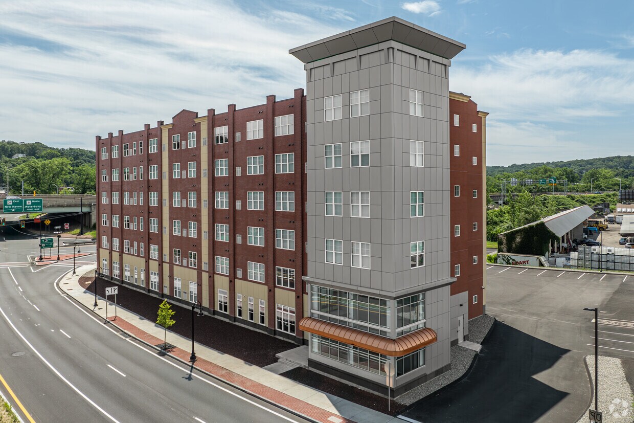 Foto principal - Trolley Pointe