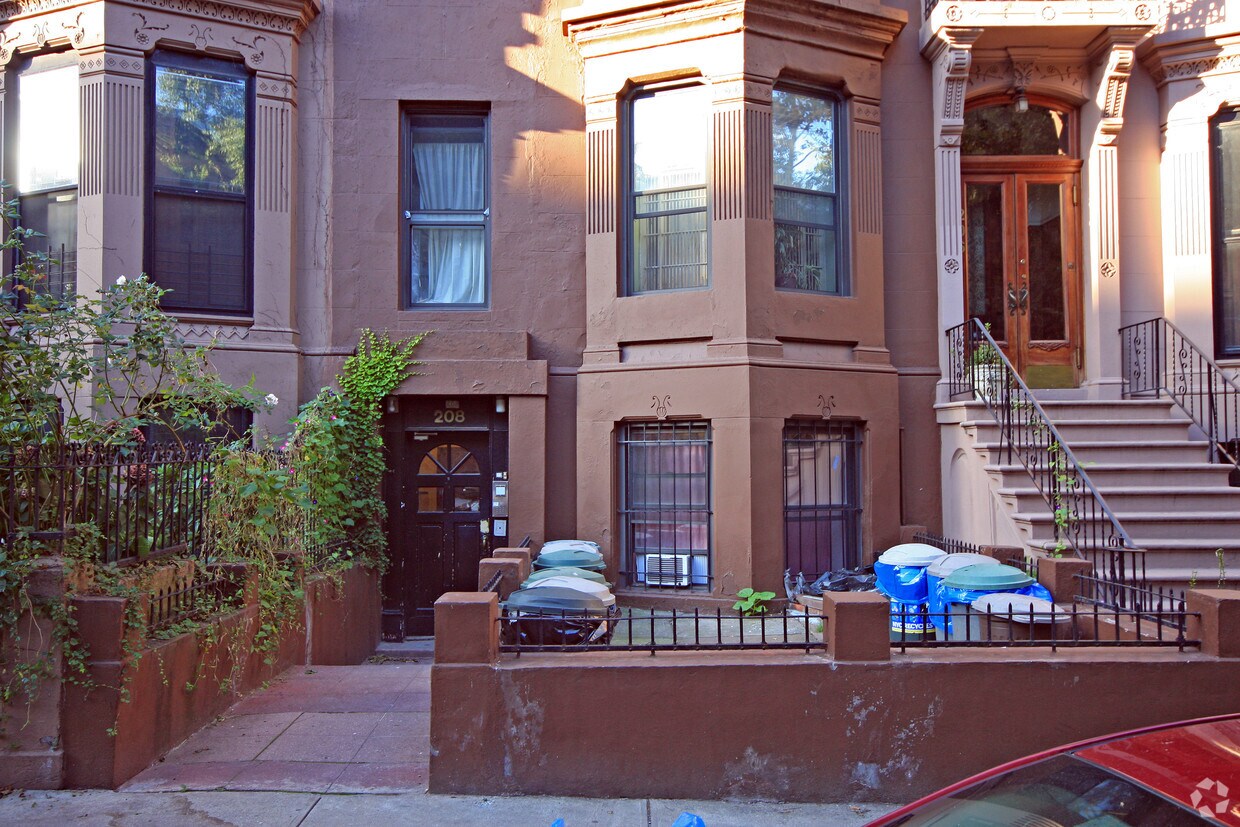 Foto del edificio - 208 Saint Johns Pl