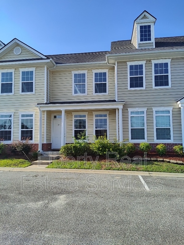 Building Photo - 611 Atkinson Dr