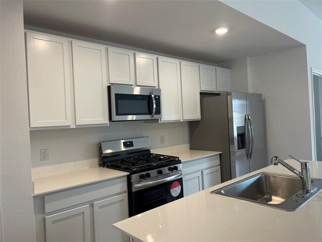 Building Photo - 27107 River Birch Ct