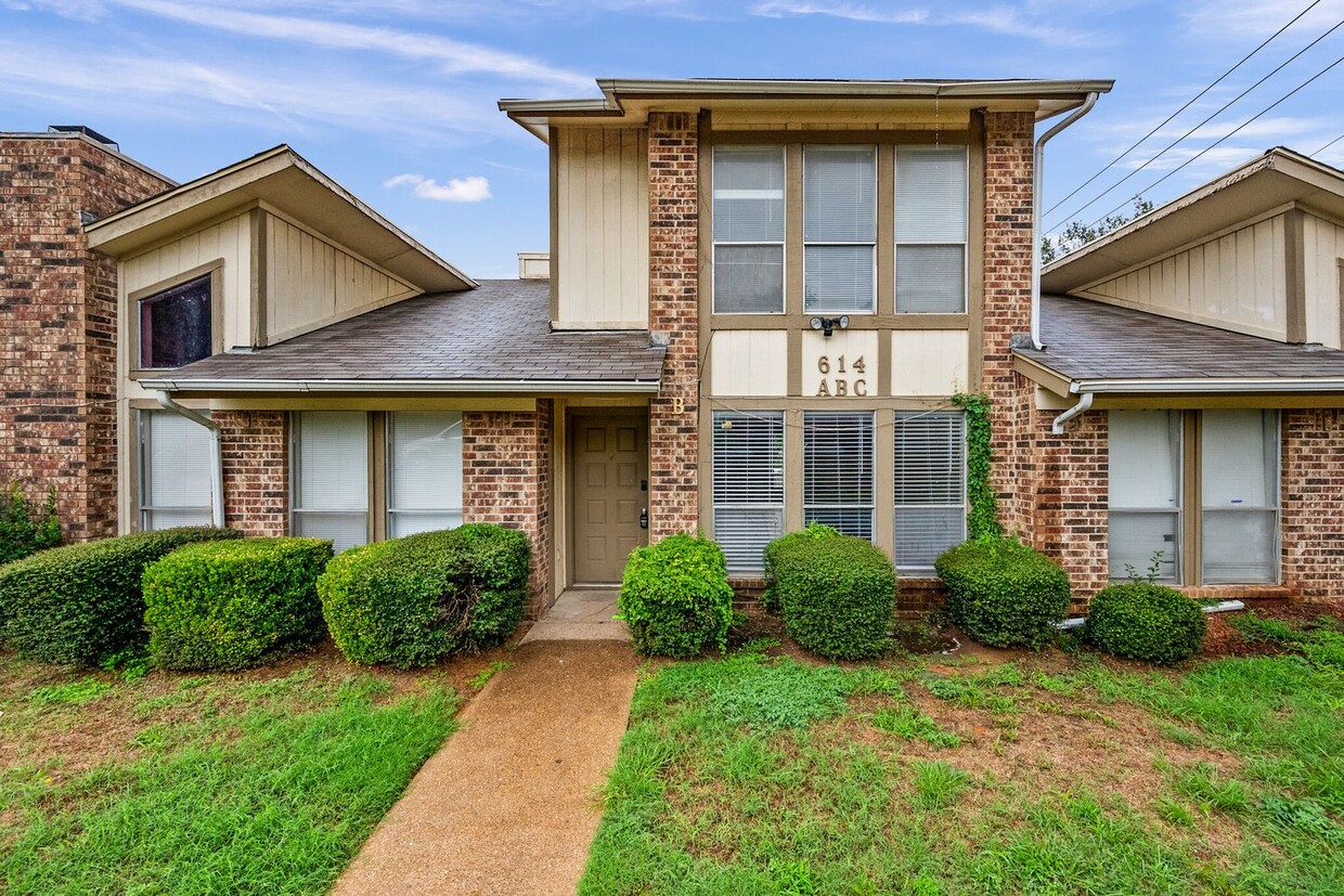 Photo - 614 Lillard Rd, Arlington, TX 76012