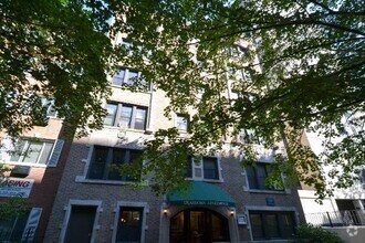 Building Photo - 1350 N Dearborn St