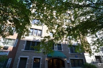 Building Photo - 1350 N Dearborn St