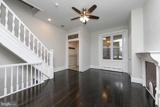 Building Photo - 777 N 27th St