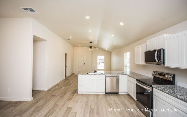 Foto del edificio - 2140 Langford Ave