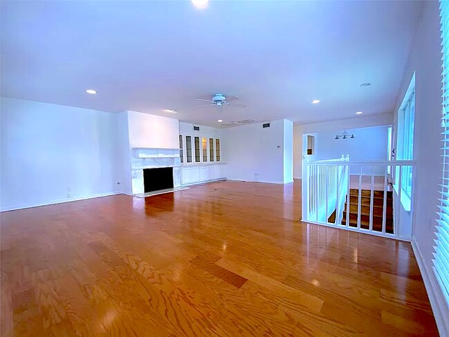 Foto del edificio - 2700 Mason St