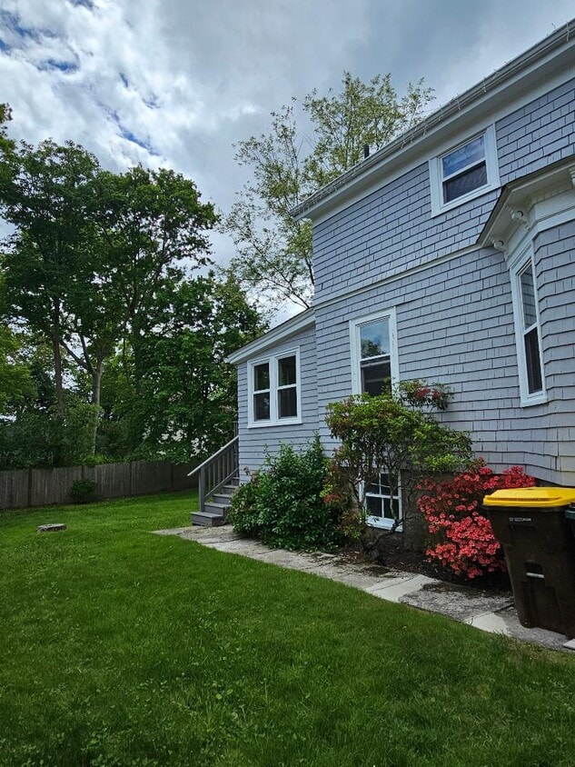 Building Photo - 153 Rathgar St