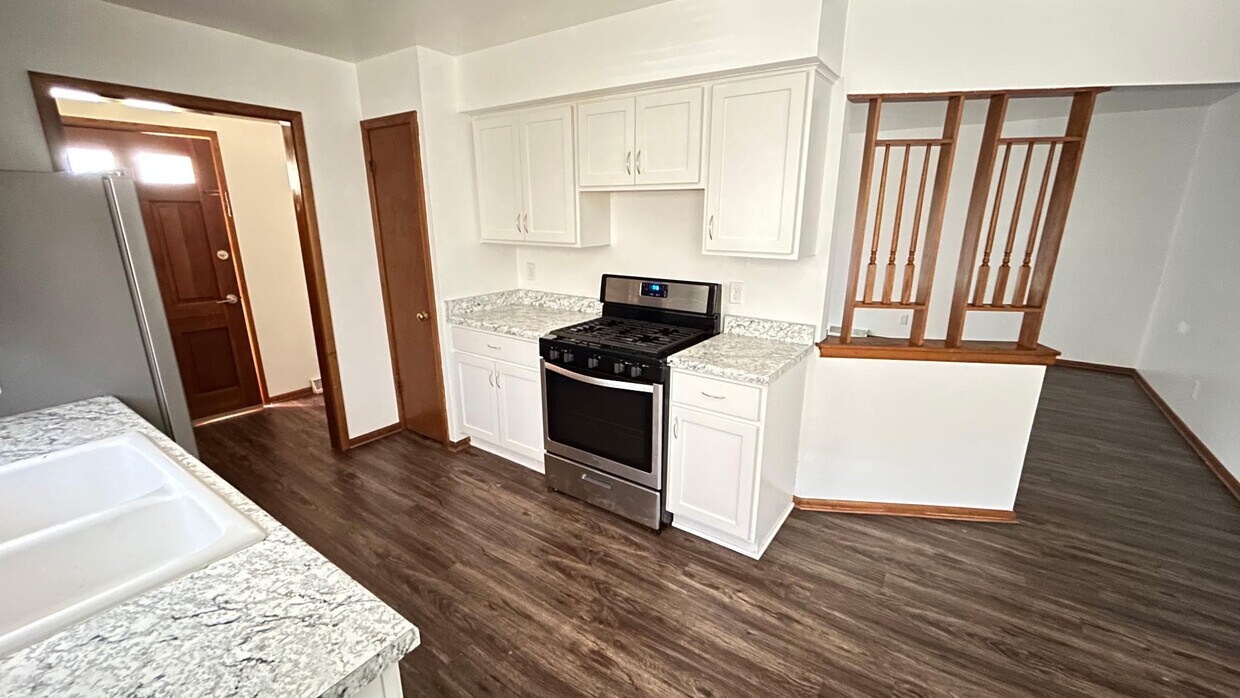 Foto principal - 4270 S 68th St