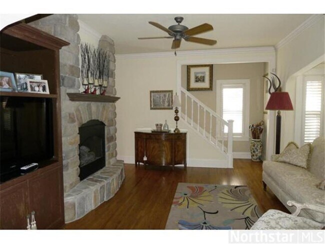 Building Photo - Wayzata,  Absolutely enchanting "English C...