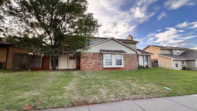 Photo - 6715 Lyrewood Lane House