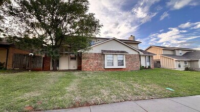 Building Photo - 6715 Lyrewood Ln