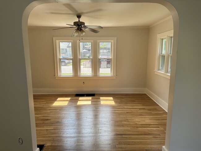 Living Room - 1269 Boston St SE