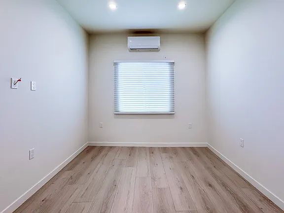 Foto del edificio - This newly remodeled 1-bedroom, 1-bathroom...