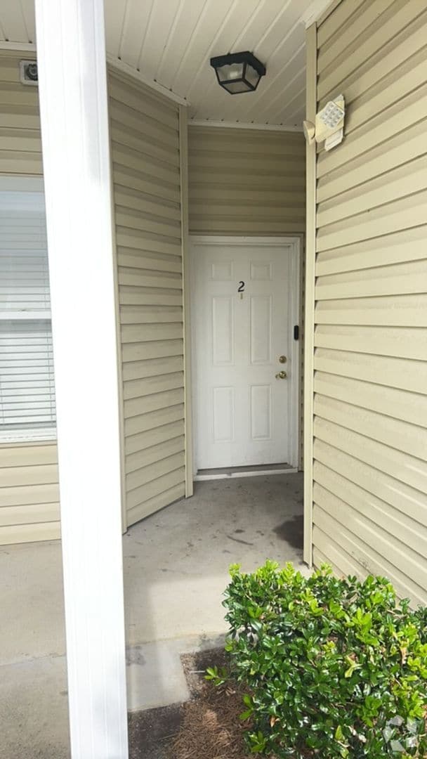 Building Photo - 111 Portsmith Dr