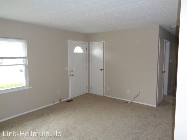 Building Photo - 3262 Eastham St