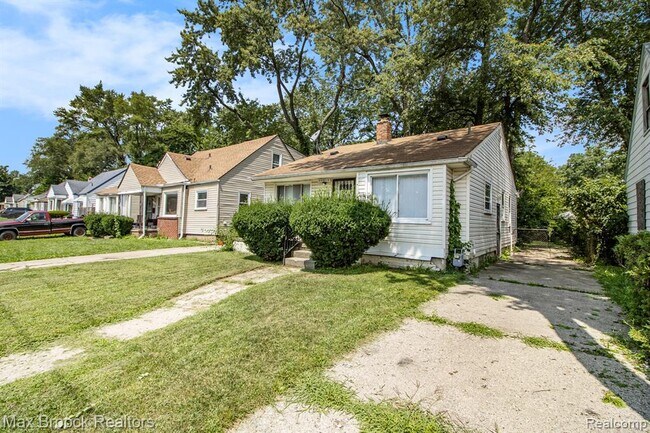 Foto del edificio - 22510 Frisbee St