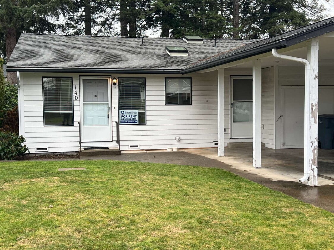 Primary Photo - Duplex Unit Available for 8/5/2025 Move-In!