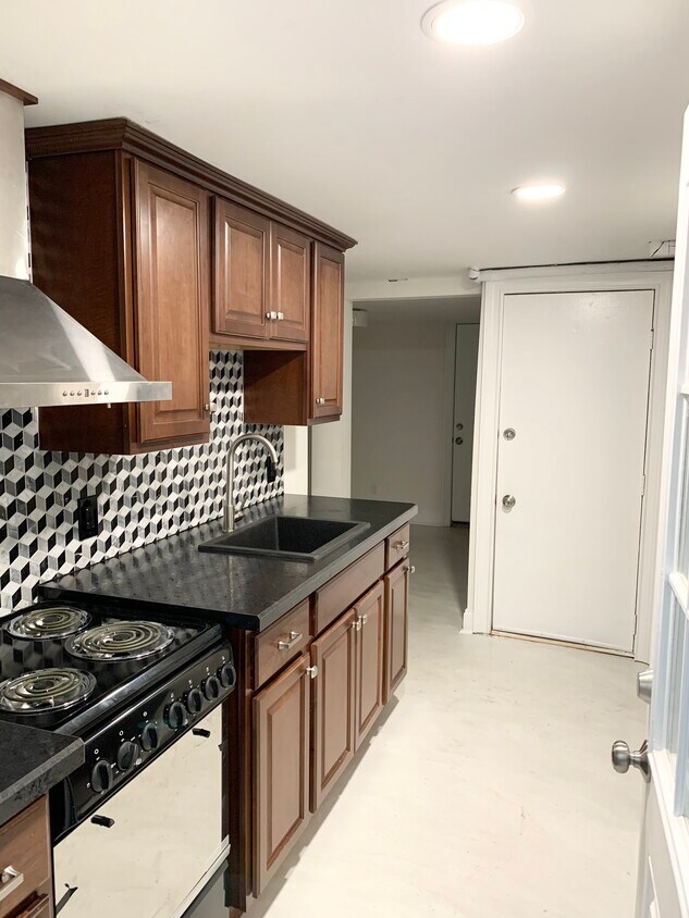 Foto principal - 232 Richmond Ave