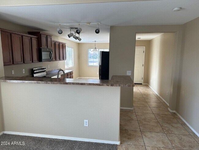 Building Photo - 41800 W Avella Dr